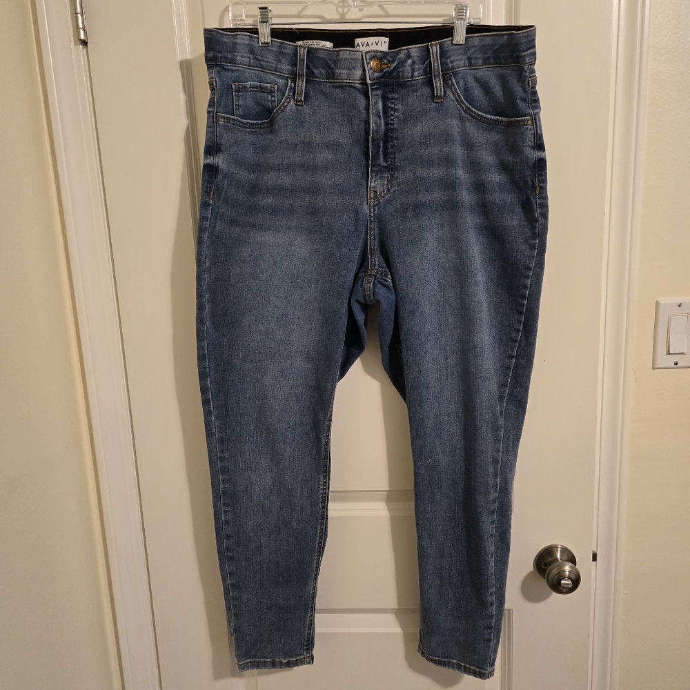 Ava & Viv high rise skinny plus size women's jeans Lighter Wash